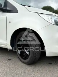 2013 Ford KA