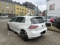 2013 Volkswagen GOLF