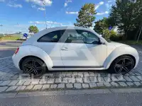 2013 Volkswagen BEETLE