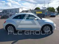 2013 Volkswagen BEETLE