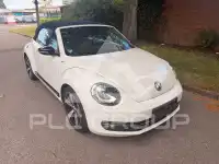 2013 Volkswagen BEETLE