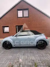 2013 Volkswagen BEETLE