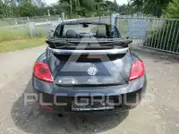 2013 Volkswagen BEETLE