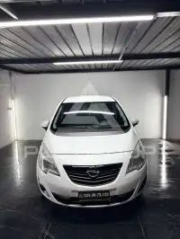 2013 Opel MERIVA