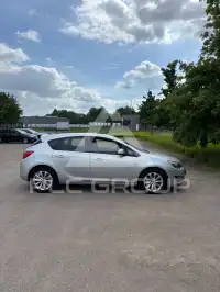 2013 Opel Astra