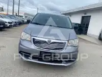 2014 Lancia Voyager