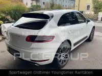 2014 Porsche MACAN