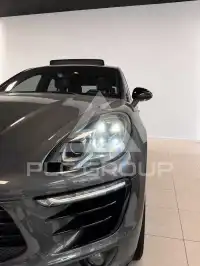 2014 Porsche MACAN