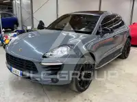 2014 Porsche MACAN