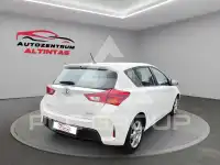 2014 Toyota AURIS