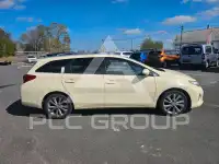 2014 Toyota AURIS