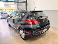 2014 Toyota AURIS