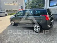 2014 Peugeot 5008