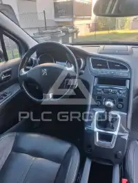 2014 Peugeot 5008