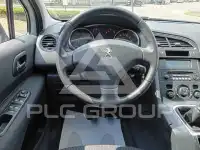 2014 Peugeot 5008