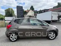 2014 KIA Venga