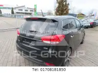2014 KIA Carens
