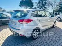 2014 KIA Carens