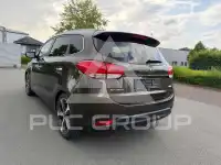 2014 KIA Carens