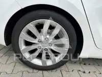 2014 KIA Carens
