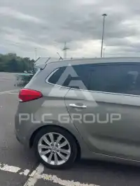 2014 KIA Carens