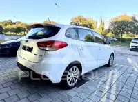 2014 KIA Carens