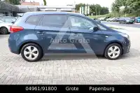 2014 KIA Carens