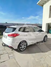 2014 KIA Carens