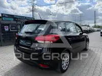 2014 KIA Carens