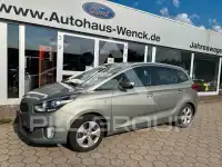 2014 KIA Carens