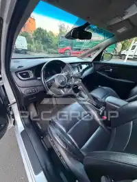 2014 KIA Carens