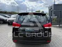 2014 KIA Carens