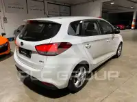 2014 KIA Carens
