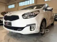 2014 KIA Carens