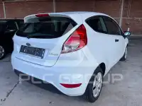 2014 Ford FIESTA