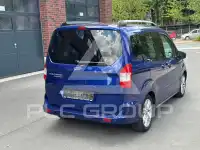 2014 Ford Tourneo