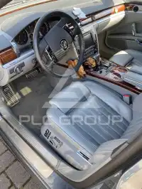 2014 Volkswagen PHAETON