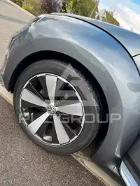 2014 Volkswagen BEETLE