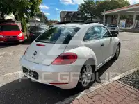 2014 Volkswagen BEETLE