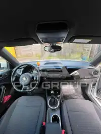 2014 Volkswagen BEETLE