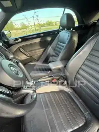 2014 Volkswagen BEETLE