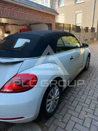 2014 Volkswagen BEETLE