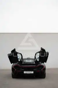 2014 McLaren P1