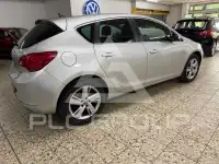 2014 Opel Astra