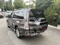 2015 Mitsubishi PAJARO