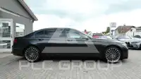 2015 BMW 750