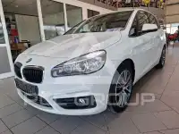 2015 BMW 218