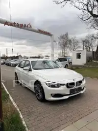 2015 BMW 320
