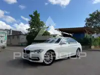2015 BMW 318