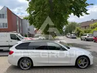 2015 BMW 318